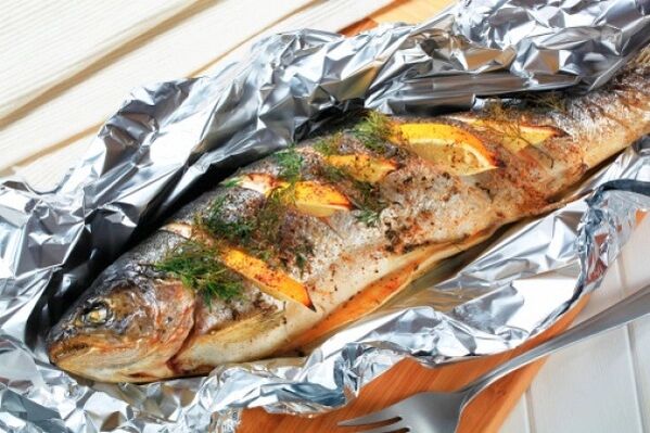 Siga la dieta Maggi con pescado a la parrilla para la cena